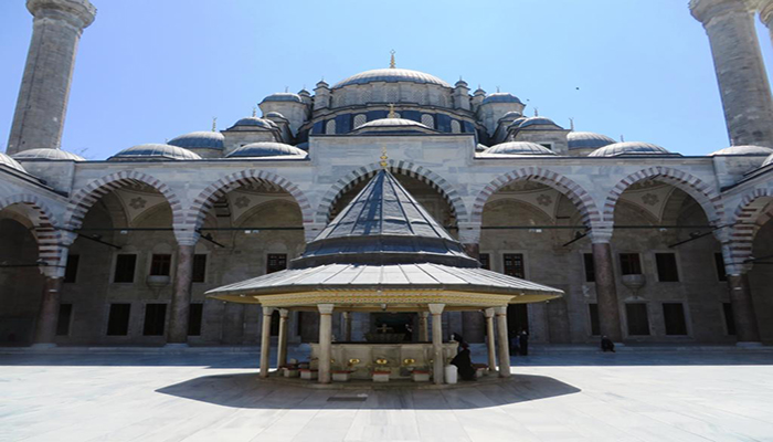 نگاهی کلی به مسجد فاتح استانبول2